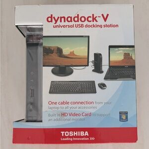 Toshiba Dynadock V Universal USB Docking Station ~ New in Box (Opened)